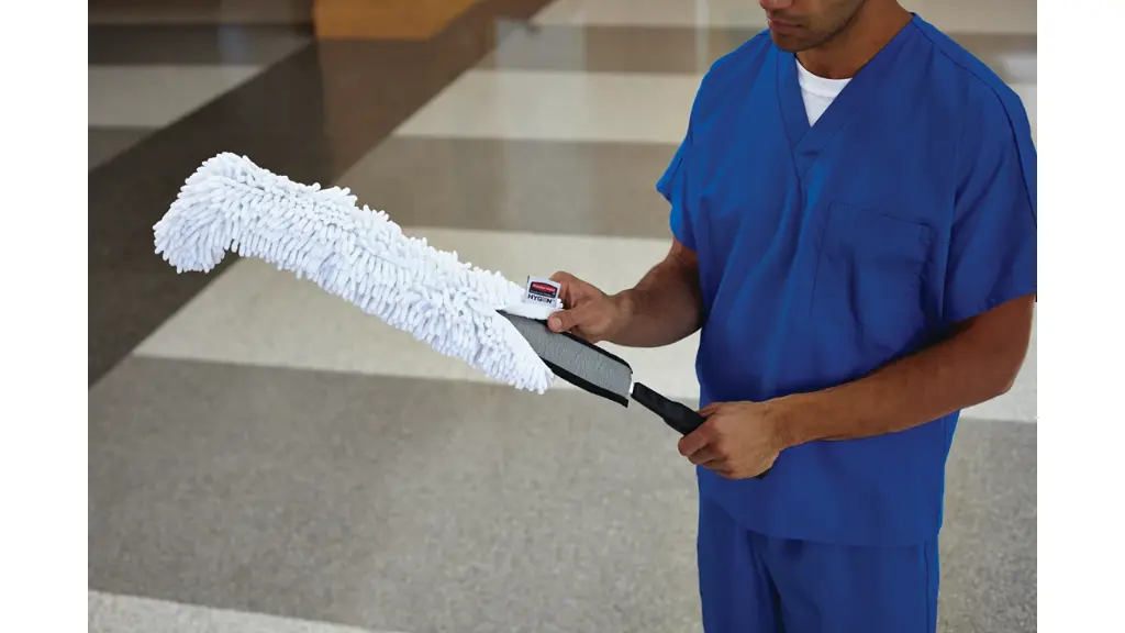 Executive Series Hygen Quick Connect Flexi wand with Microfiber Dusting Sleeve White