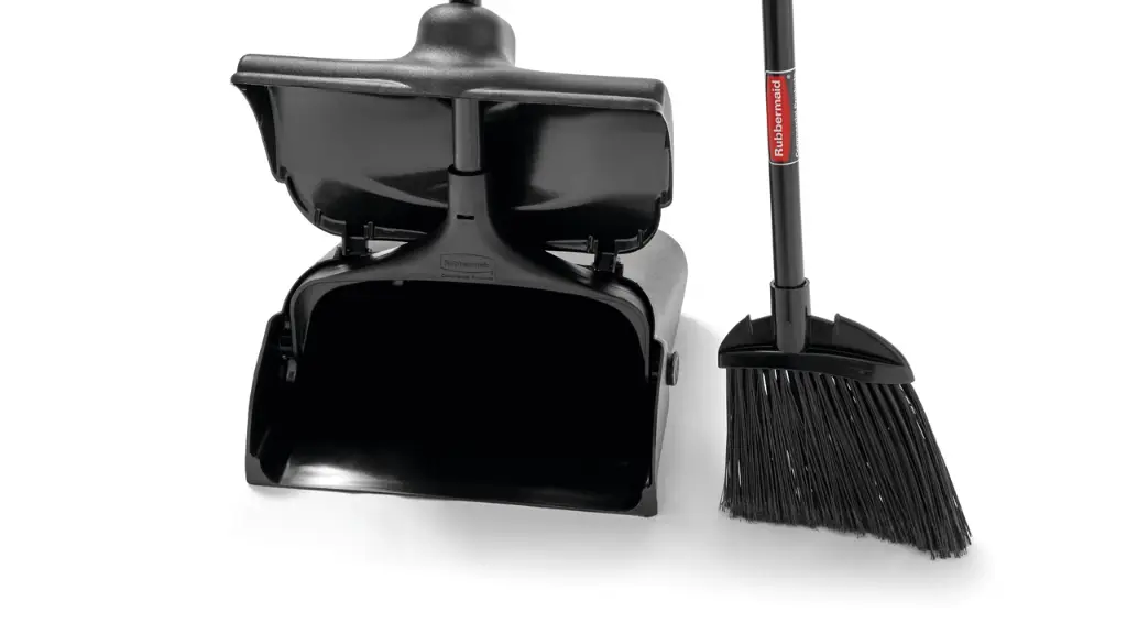 Executive Series Lobby Pro Dustpan With Cover Long Handle Black 
