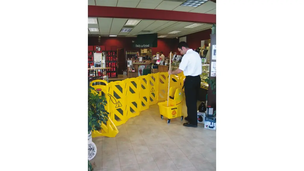 Mobile Barrier 13" Feet Yellow